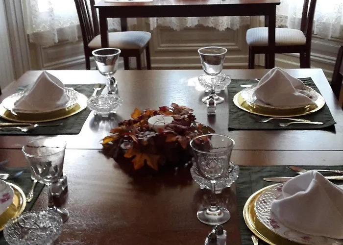 Bed & Breakfast Riverview Mansion