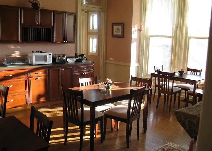 Bed & Breakfast Riverview Mansion